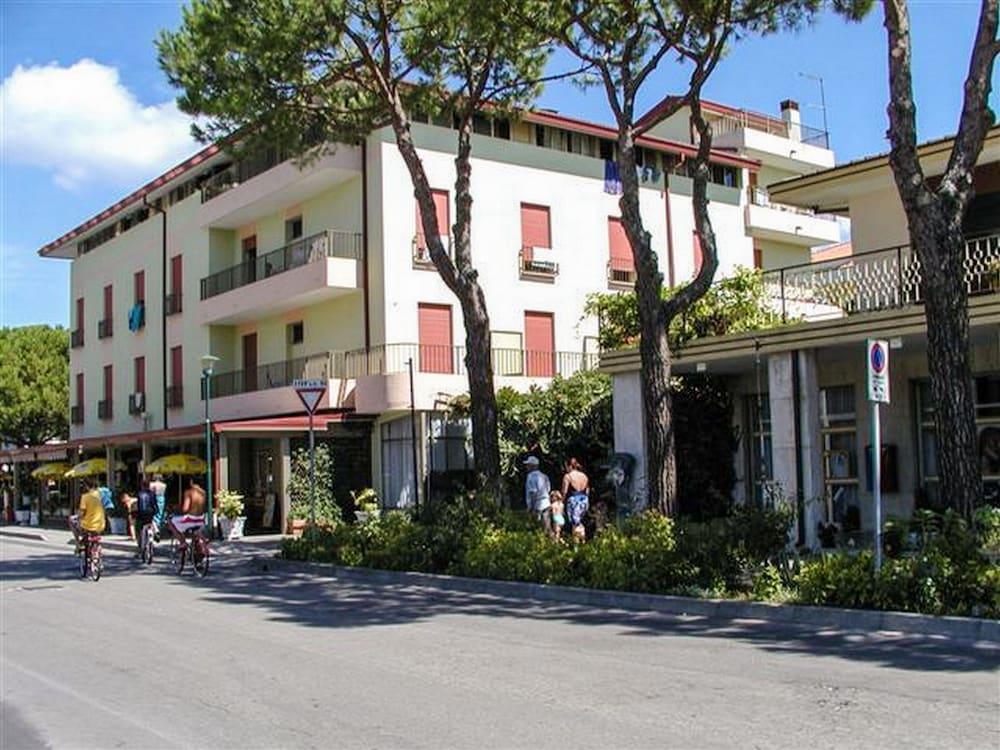 Hotel Cavallino Bianco Exterior photo